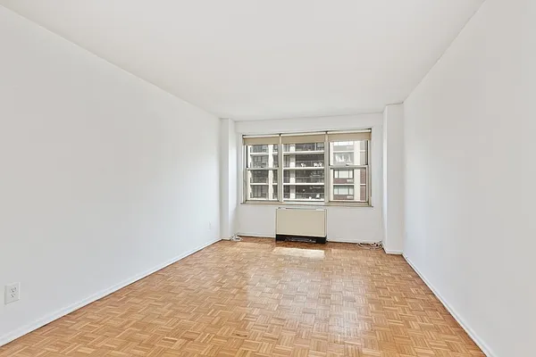 Sold by Corcoran | media 21