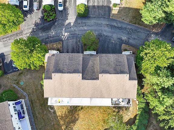 5th image of 64 Red Brook Ln #64