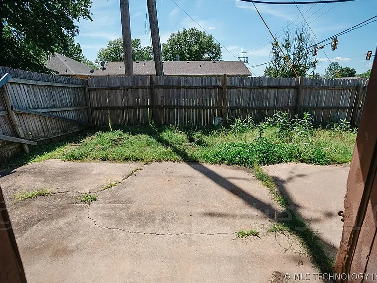 5104 S 75th East Ave — Photo 57