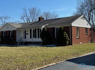 114 W 7th St, Perrysburg, OH