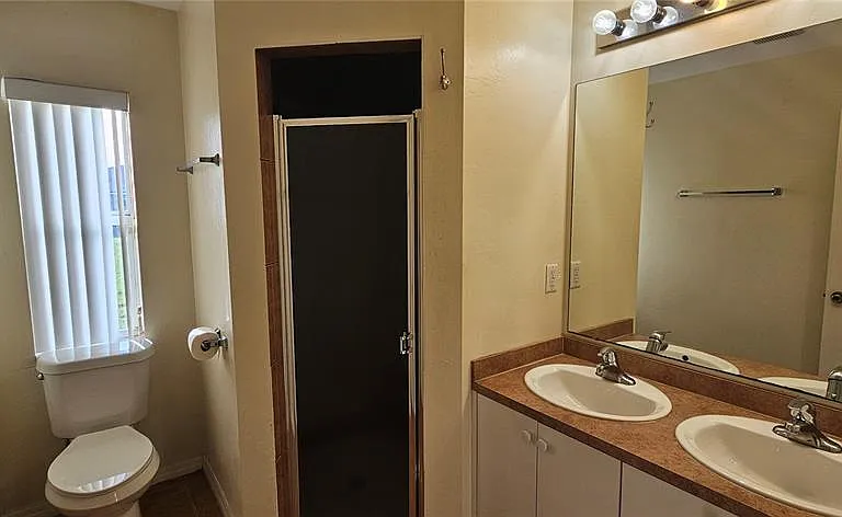 3007 SW Santa Barbara Pl — Photo 11
