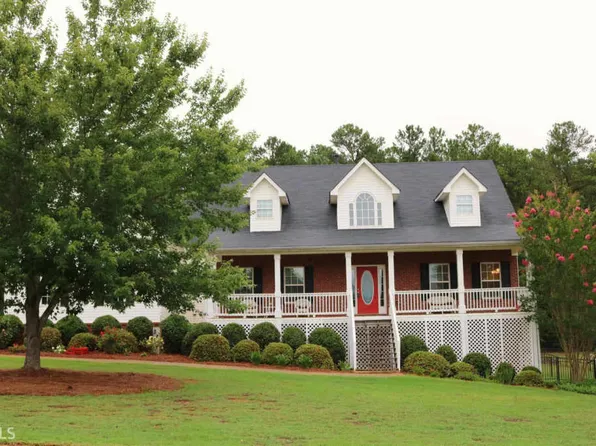 284 Valley Way, Hampton, GA 30228