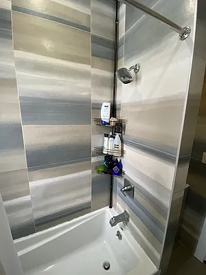 Rented by Mdays Realty | media 33