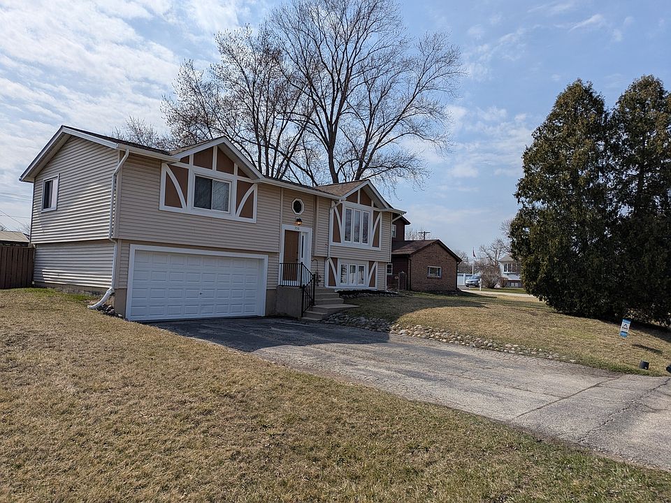 1st image of 356 Lakewood Dr