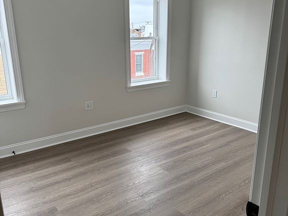 4th image of 2644 Braddock St Floor 3