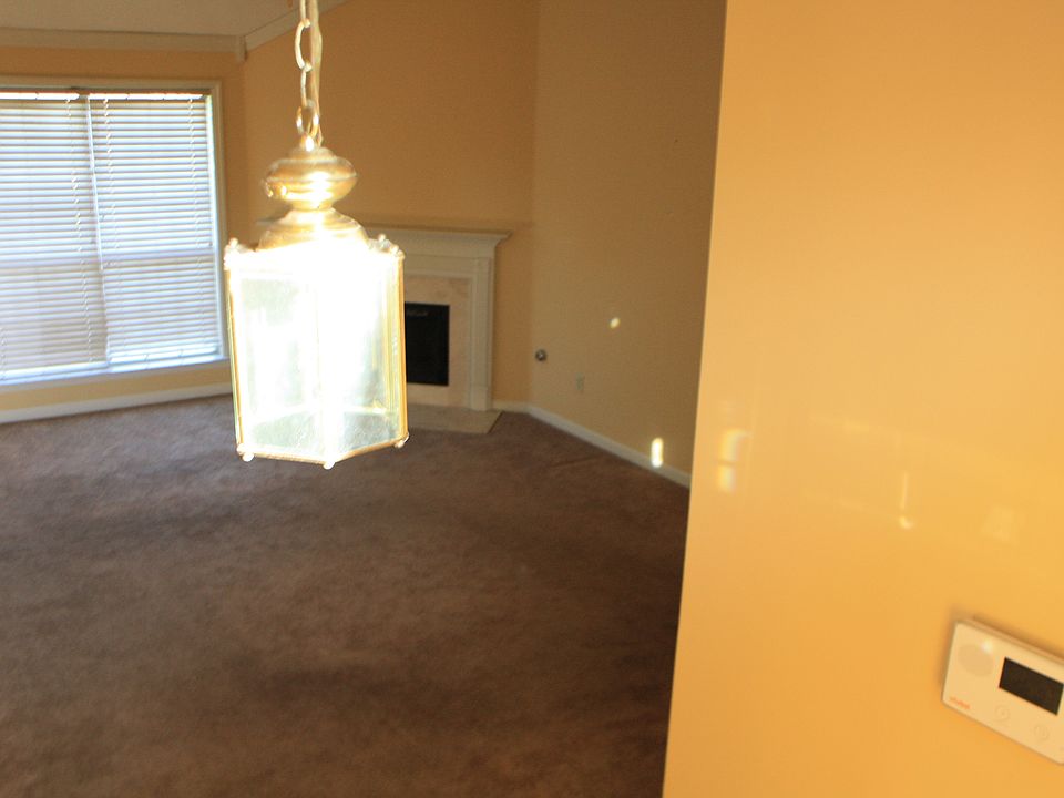 1st image of 5575 Millers Glen Ln