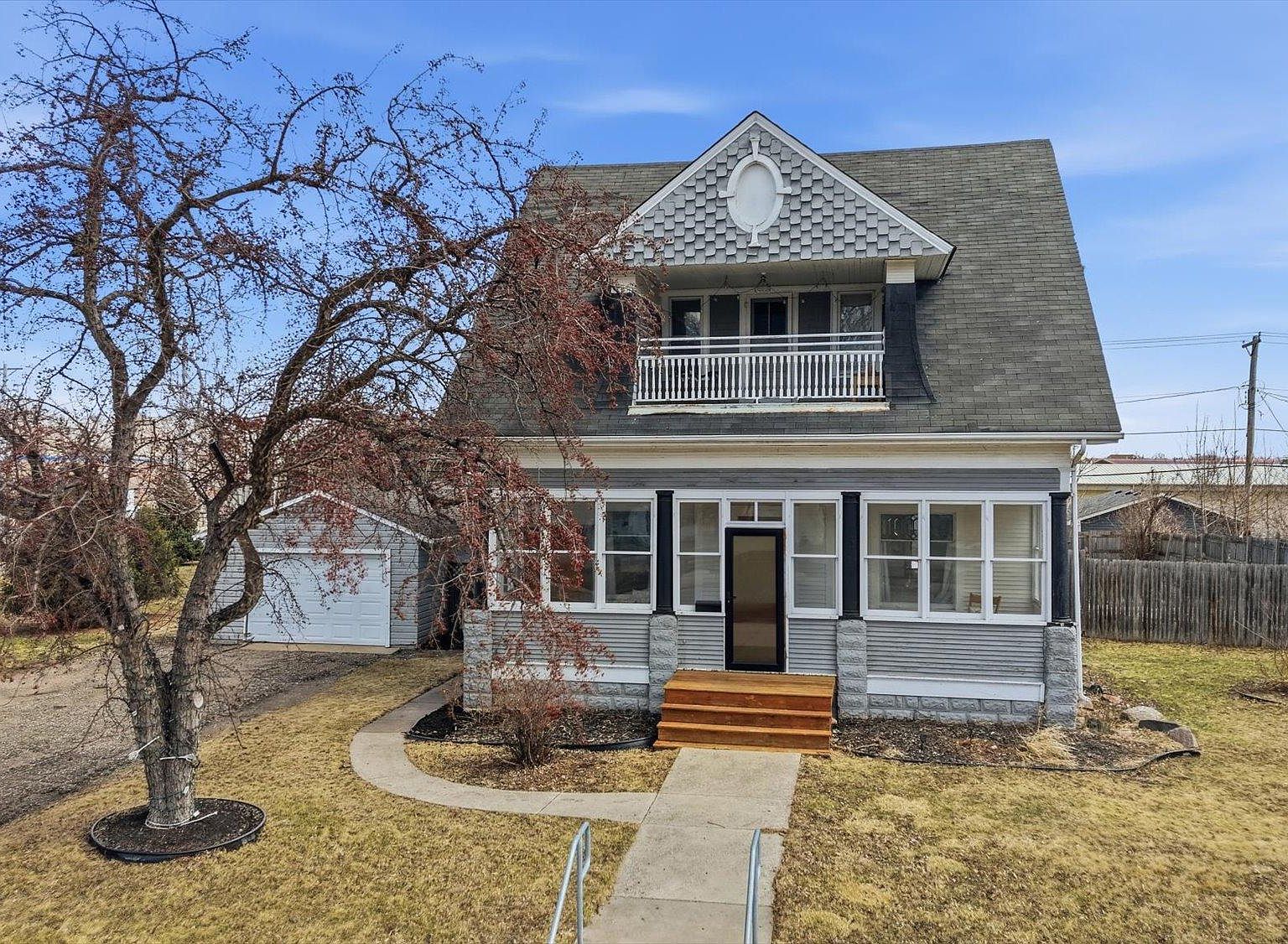 【中古】BUFFALO DM333-256M 706 Central Ave, Buffalo, MN 55313 | MLS #7042524 | Zillow