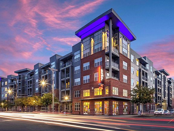 Located in FreeMoreWest, Arlo offers luxury apartments right outside of Uptown Charlotte.