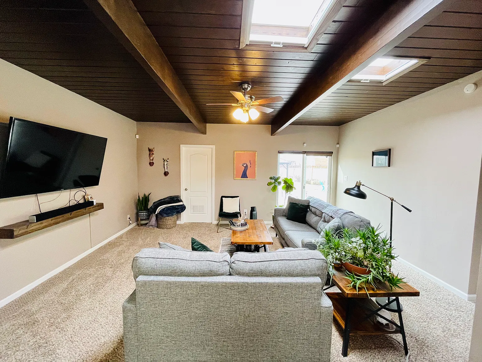 4442 Avenida Del Sol NE — Photo 2