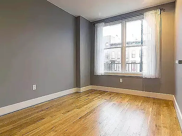 467 Monroe St #2F — Photo 5