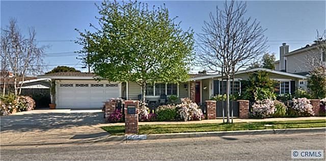 1st image of 284 Sierks St