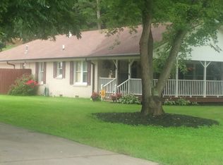 218 Etowah Dr, Cartersville, GA 30120