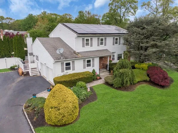 25 S Cranford Road, Bardonia, NY 10954