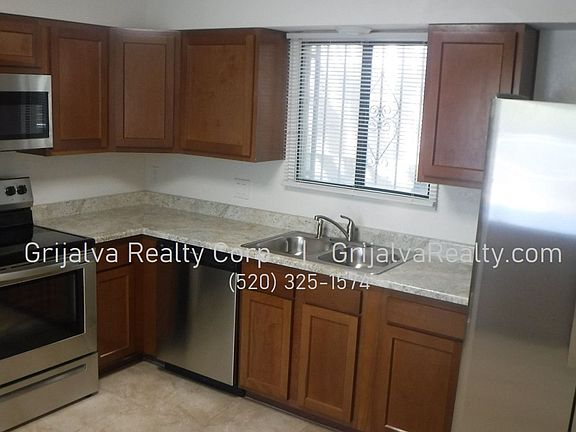 5th image of 1550 N 4th Ave #1550