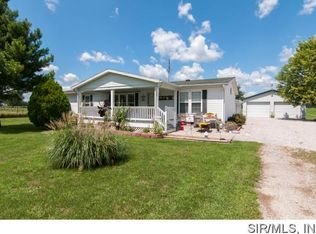 551 Ripson Bridge Ave, Sorento, IL 62086