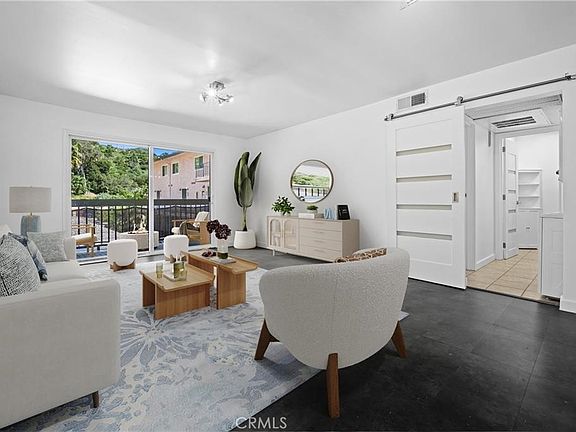 2nd image of 2940 N Verdugo Rd Unit 214