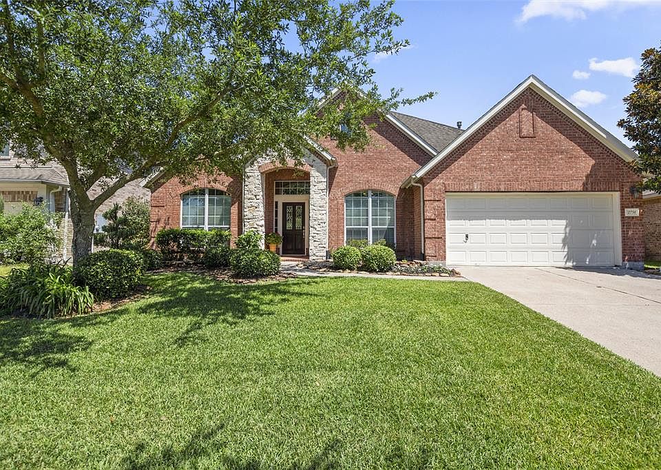 1st image of 2751 Villa Pisa Ln