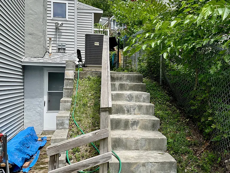 122 Westbourne Ter #B — Photo 13