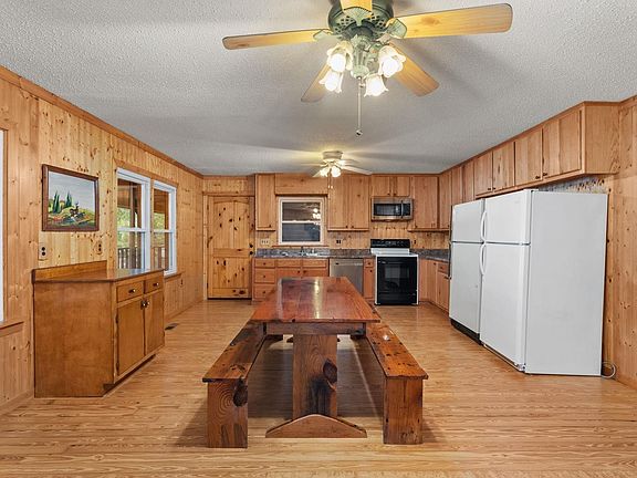 5th image of 250 County Road 619
