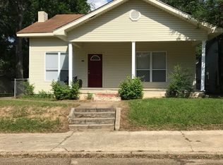 1314 Hickory St, Texarkana, AR 71854