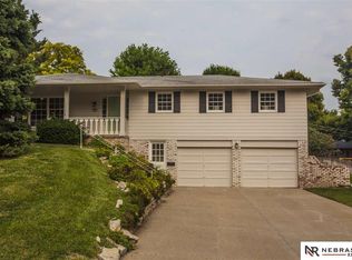 255 N 119th St, Omaha, NE 68154