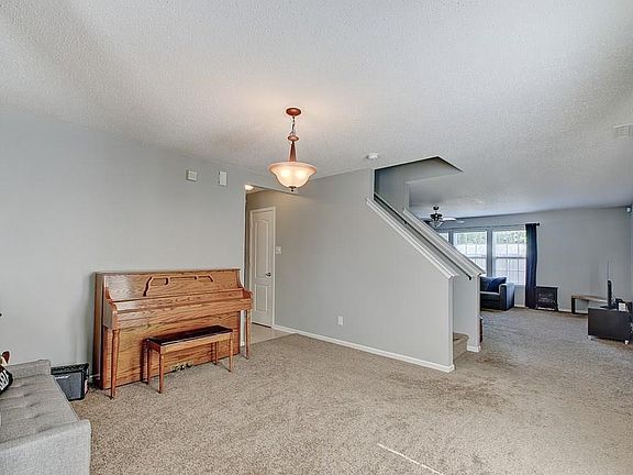 4th image of 4155 Tahoe Ct