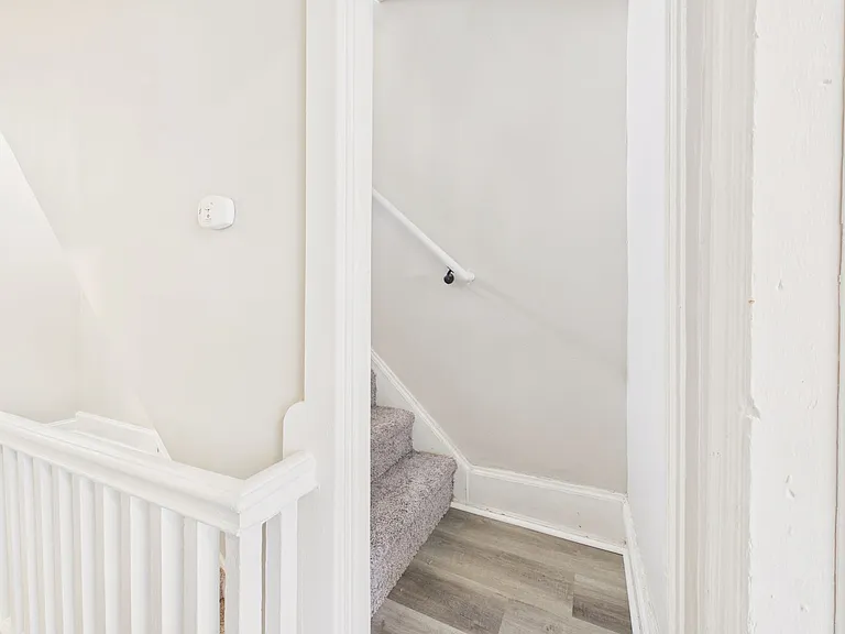 2614 Lexington St — Photo 26