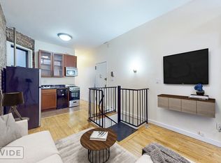 435 W 54th St APT 1A, New York, NY 10019