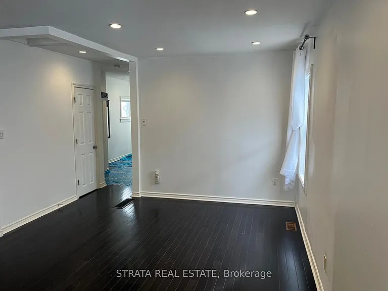 220 Holborne Ave #MAIN — Photo 13