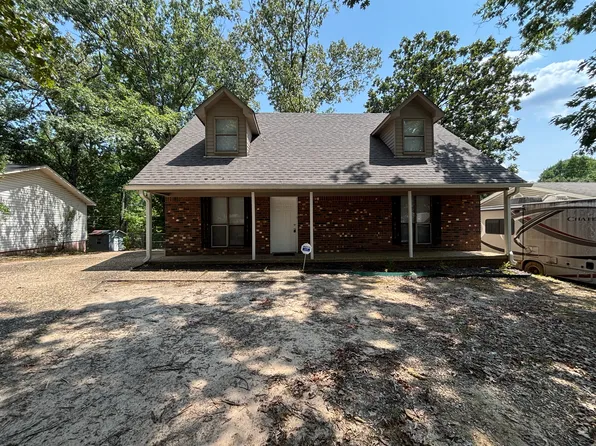 28 Woodbriar Dr, Jacksonville, AR 72076