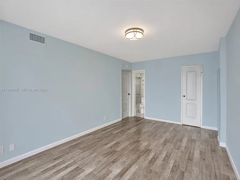 2001 Atlantic Shores Blvd #419 — Photo 14