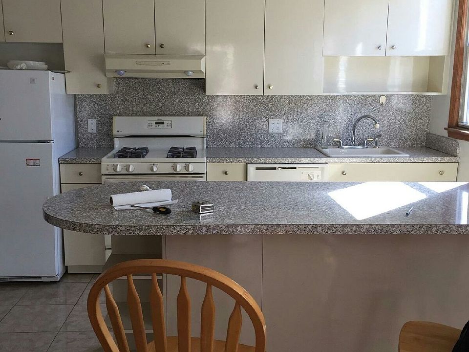2nd image of 99 Gelston Ave