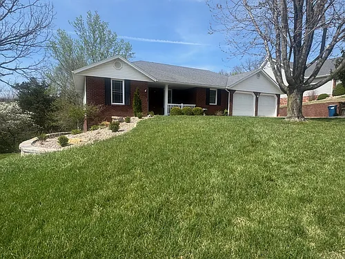 1108 Meadows Pl Photo 1