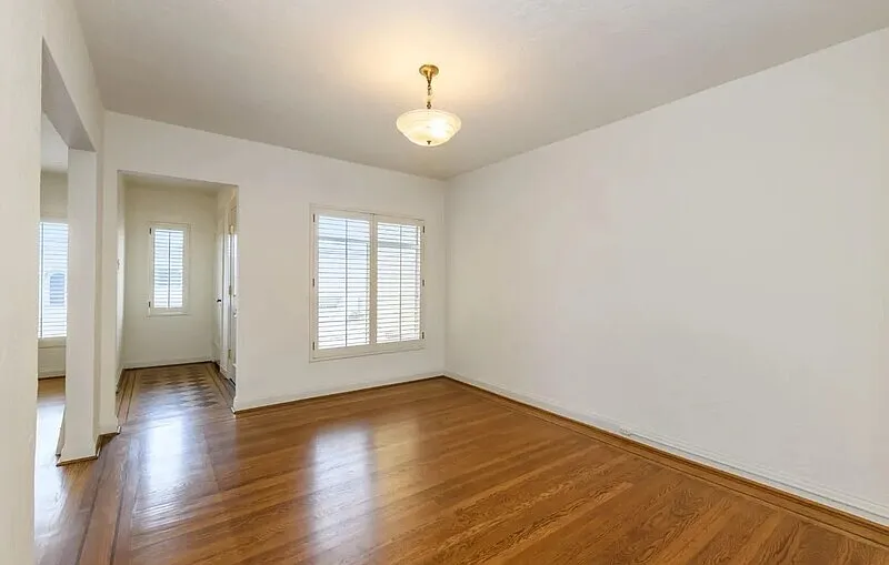 2 bed, 1.0 bath, 1500 sqft, $4,200 — Photo 4