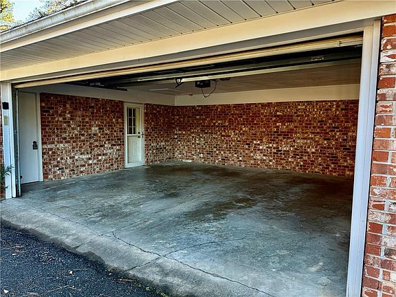 4th image of 128 Anna Ln