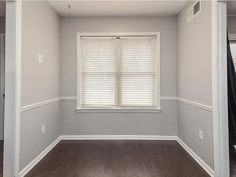 3935 N Heatherhill Dr — Photo 3