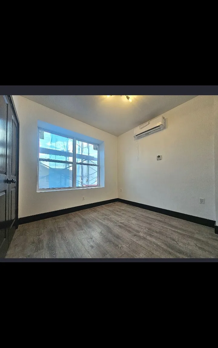 2 bed, $2,000 — Photo 4