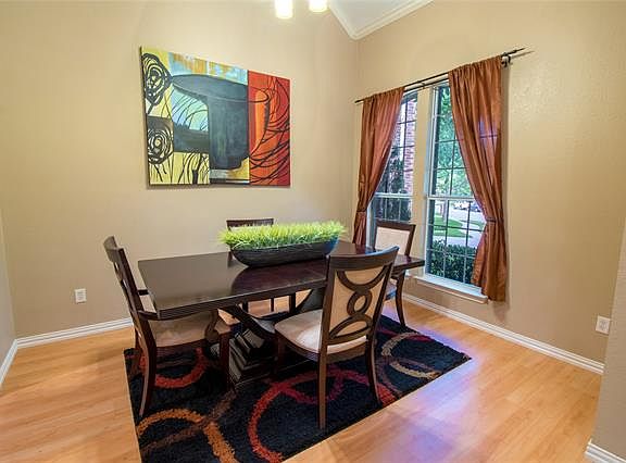 5th image of 1725 Lake Eden Dr