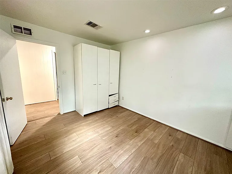 5223 Schuler St — Photo 26