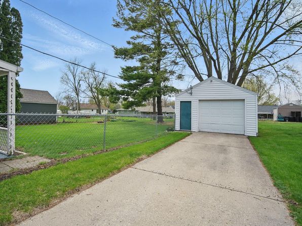 229 S Main St, Roland, IA 50236
