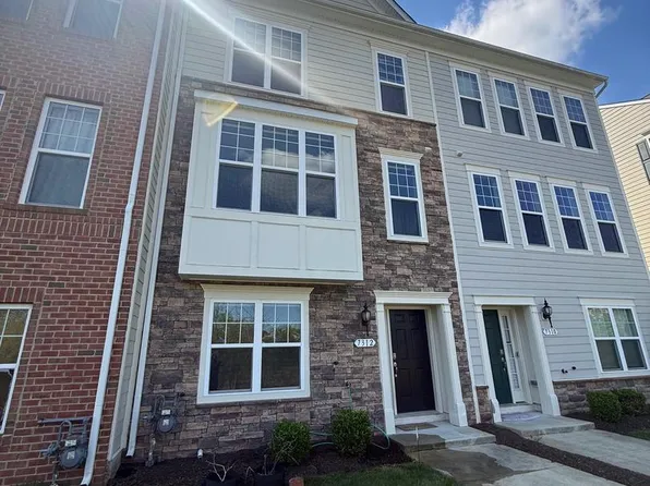 7312 Wood Trail Dr, Lanham, MD 20706