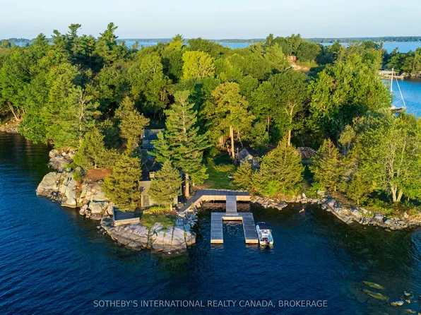 1 Dumfounder Is, Leeds And The Thousand Islands, ON K7G 2V4