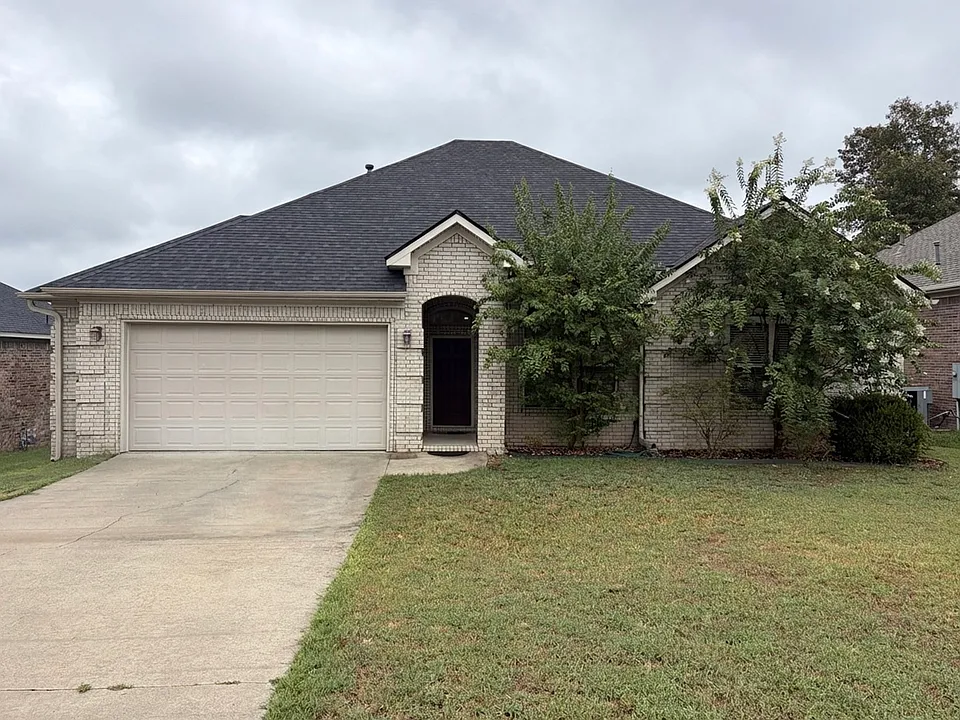 2213 Reveille Cir