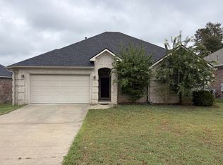 2213 Reveille Cir, Jacksonville, AR 72076