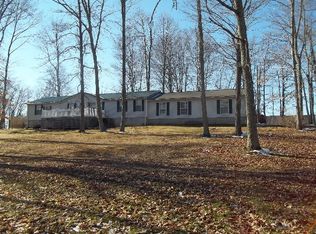 325 Table Rock Rd, Beaver, WV 25813