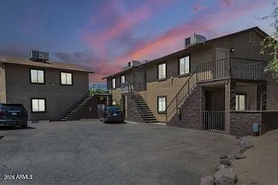 1551 E Christy Dr #3