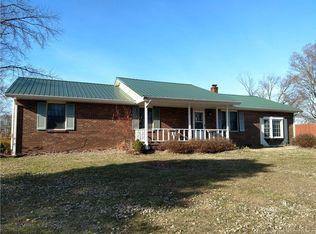 3189 N Jefferson Lake Rd, Madison, IN 47250