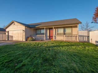 669 Karic Way, Eagle Pt, OR 97524