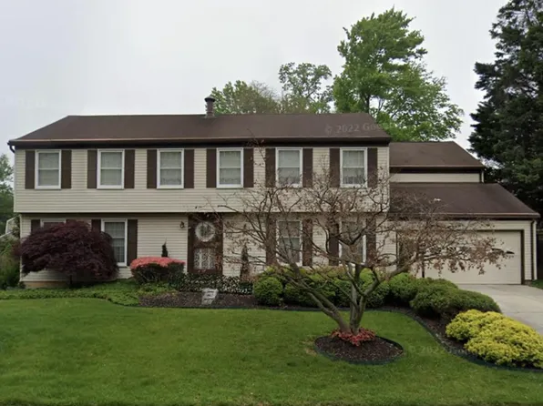 8403 Willow Wood Dr, Fort Washington, MD 20744