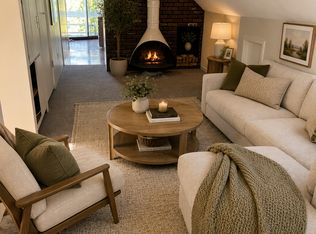 194-196 Robbins St #3, Waltham, MA 02453
